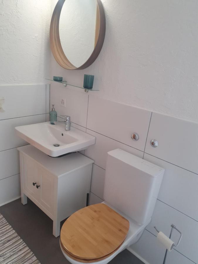 Ferienwohnung Mit Ausblick Кройцлинген Экстерьер фото